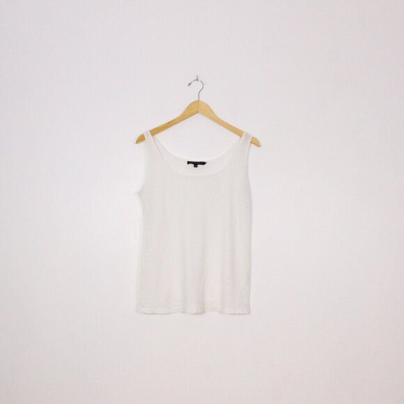 *Robert Kitchen White Tank Top - Picture 3 of 6